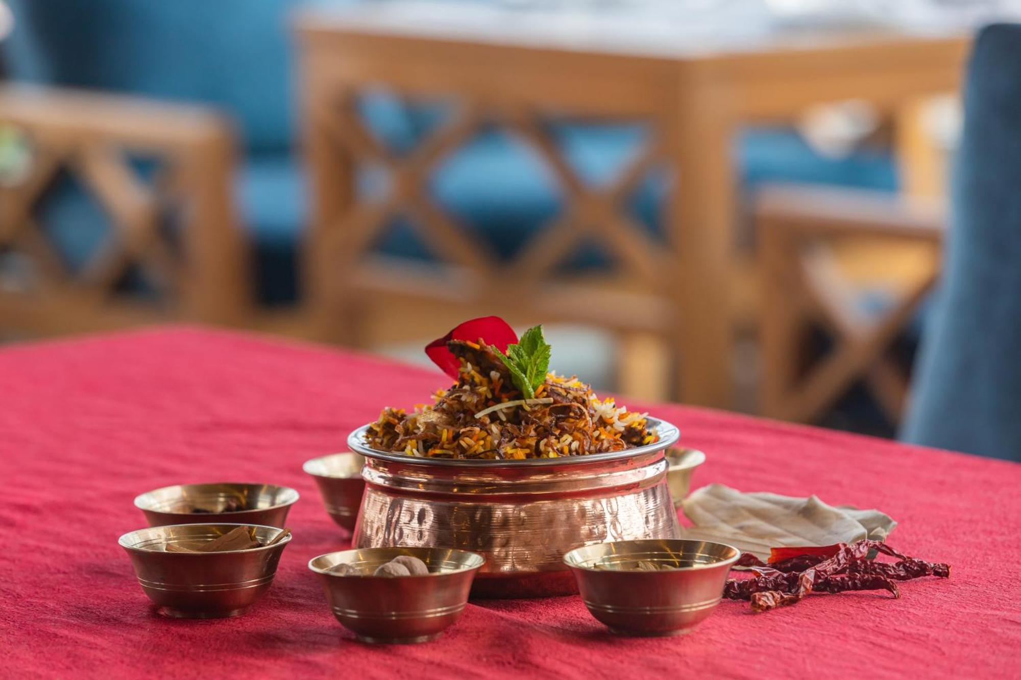 Hotel Crystal Pashupati Katmandu Eksteriør bilde