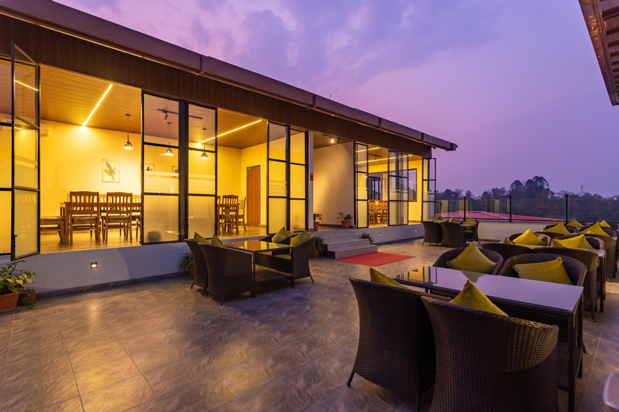 Hotel Crystal Pashupati Katmandu Eksteriør bilde