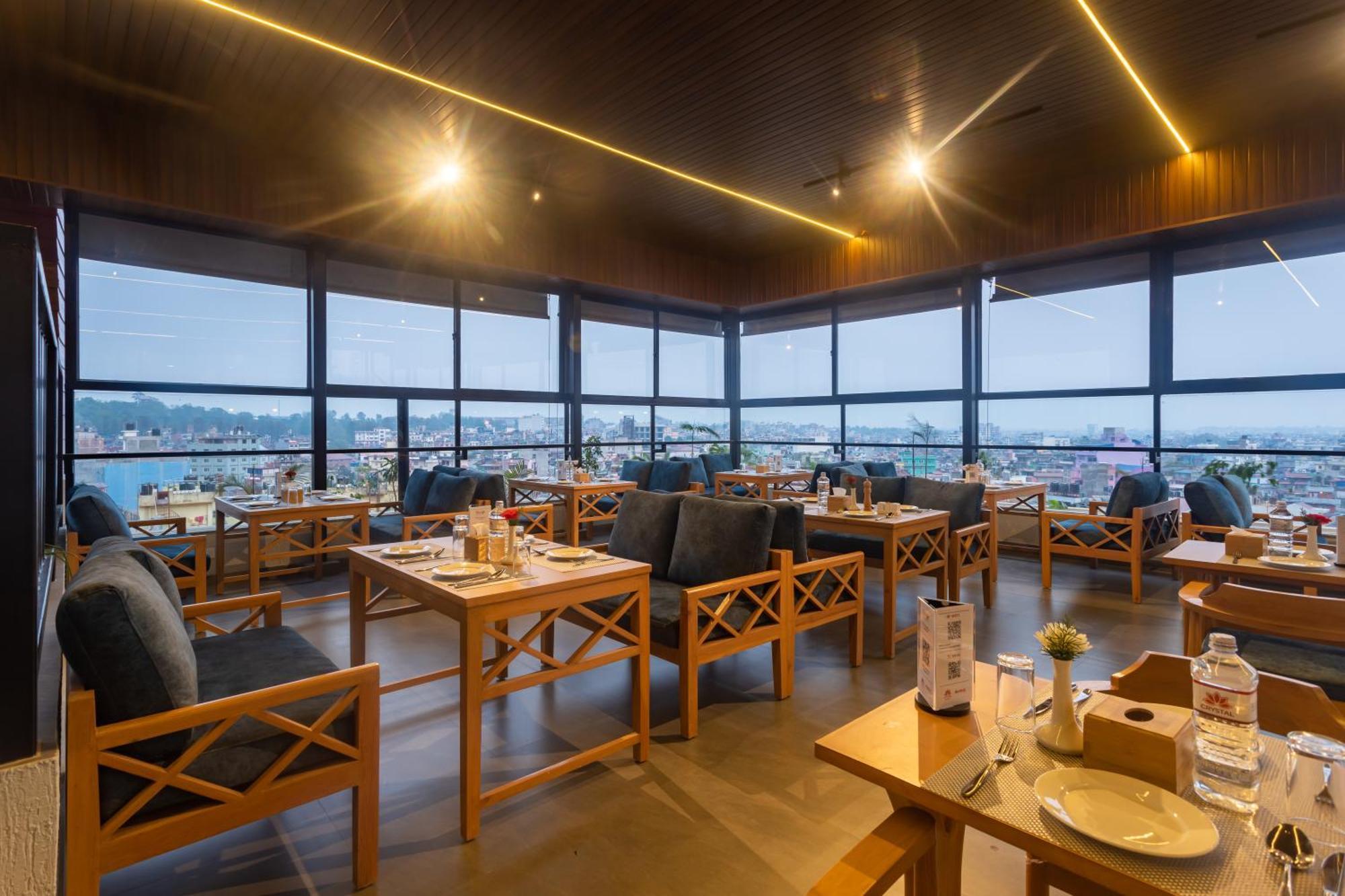 Hotel Crystal Pashupati Katmandu Eksteriør bilde
