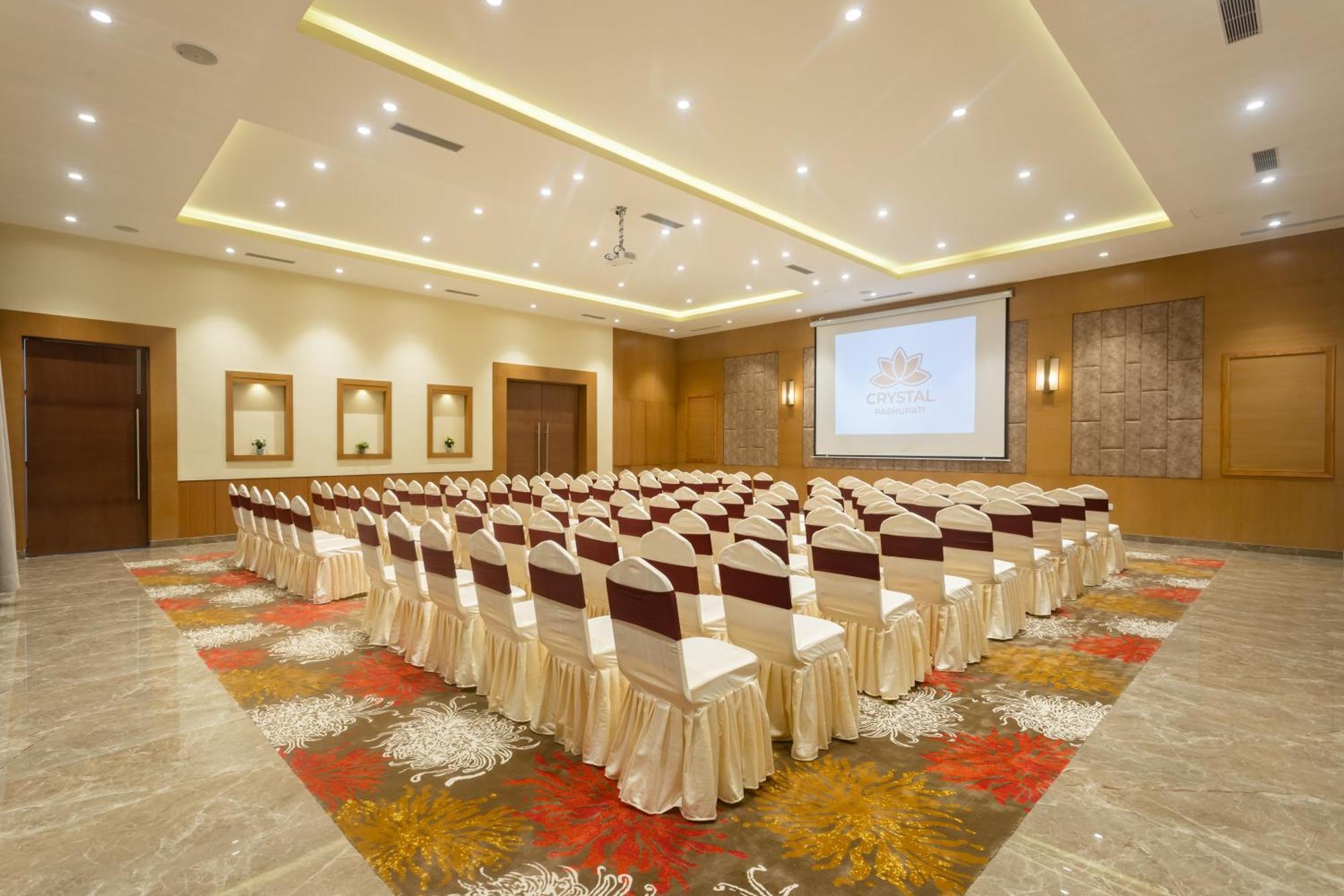 Hotel Crystal Pashupati Katmandu Eksteriør bilde